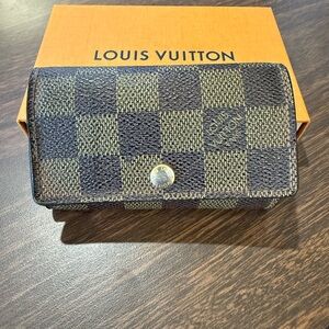 Louis Vuitton Key Holder Damier Ebene